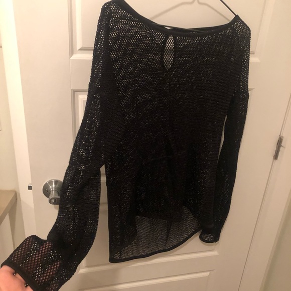 Cute black blouse - Picture 2 of 4